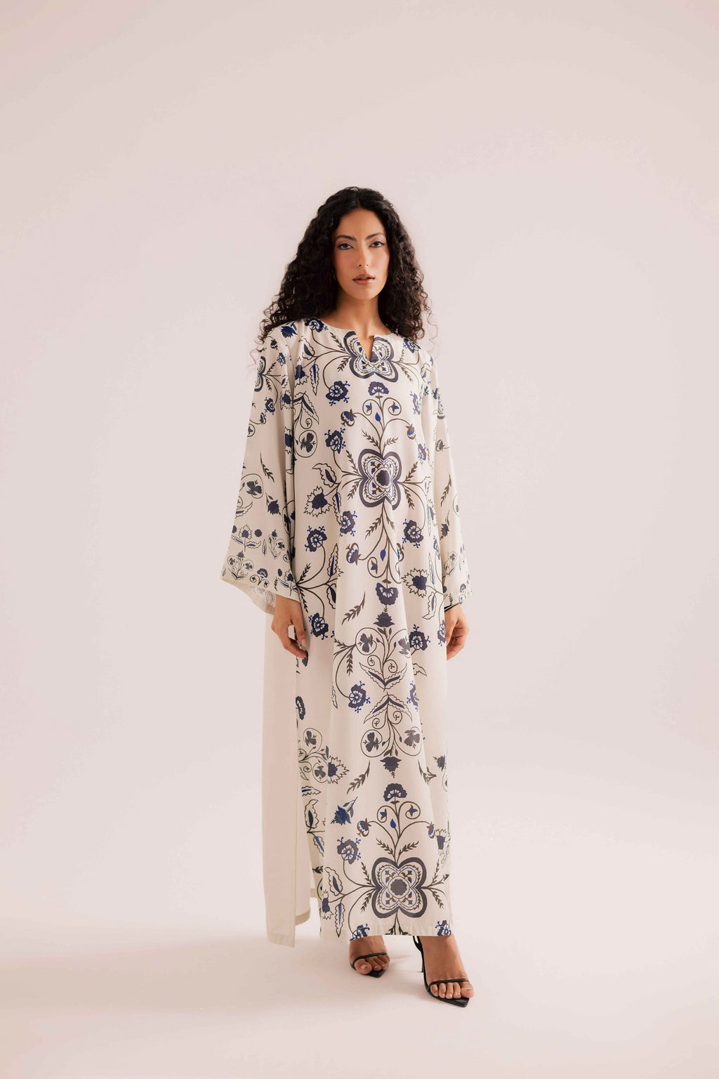 Petal Kaftan Set - Elegant 2-Piece Outfit
