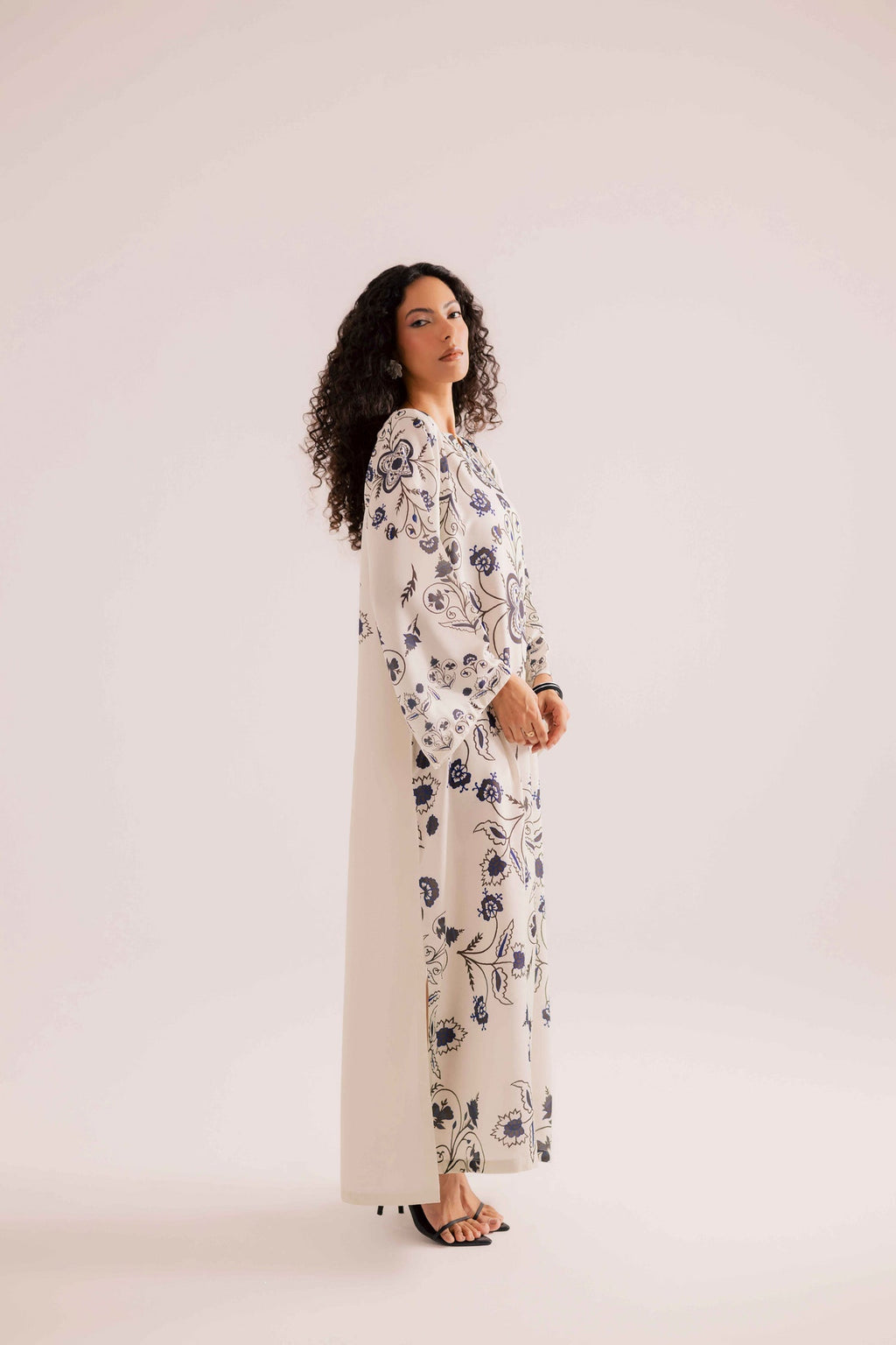 Petal Kaftan Set - Elegant 2-Piece Outfit