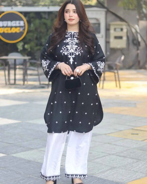 Black Pearl EMB 2pc