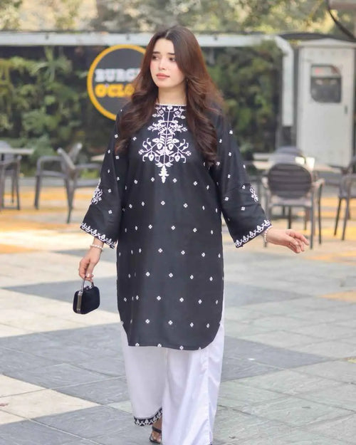 Black Pearl EMB 2pc