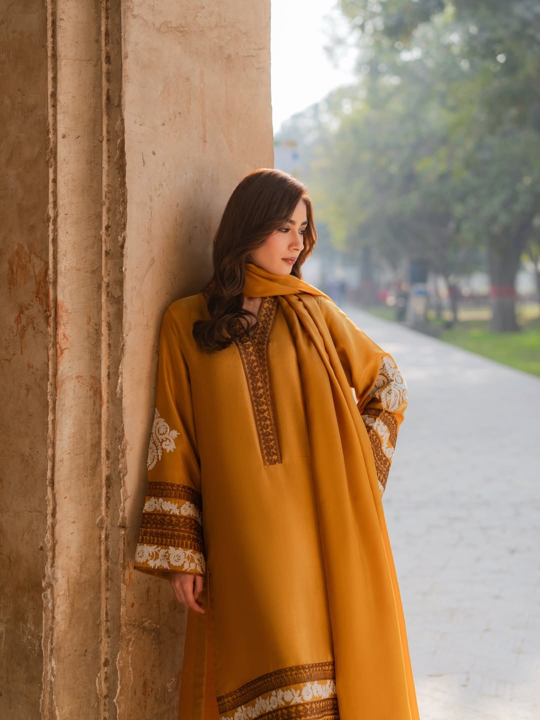 Mahveen Embroidered Set - Elegant 3pc Ensemble for Every Occasion